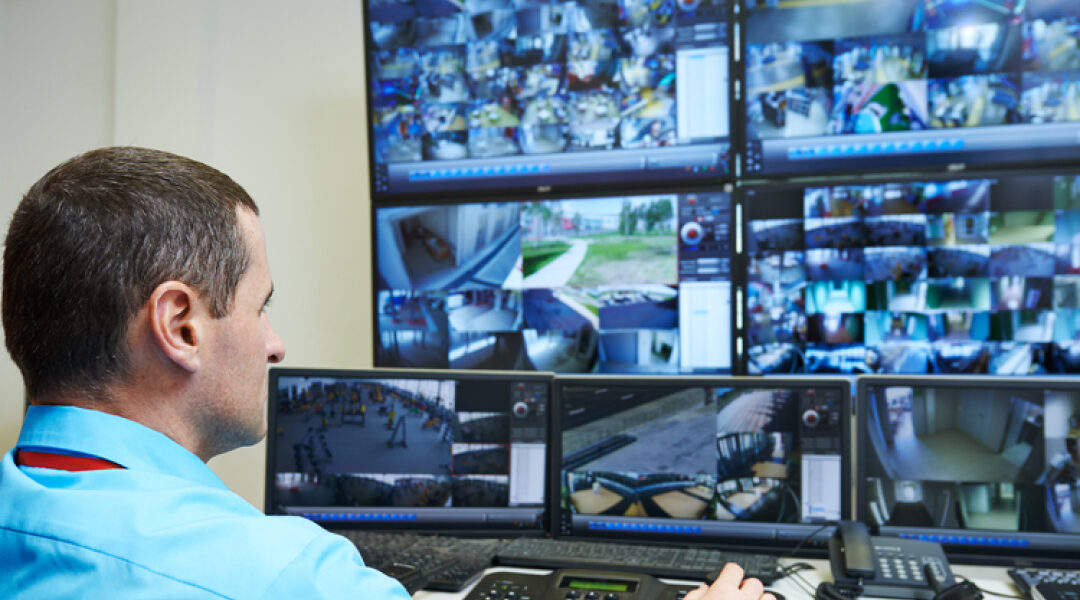 Reasons Why You Should Hire a Security Service